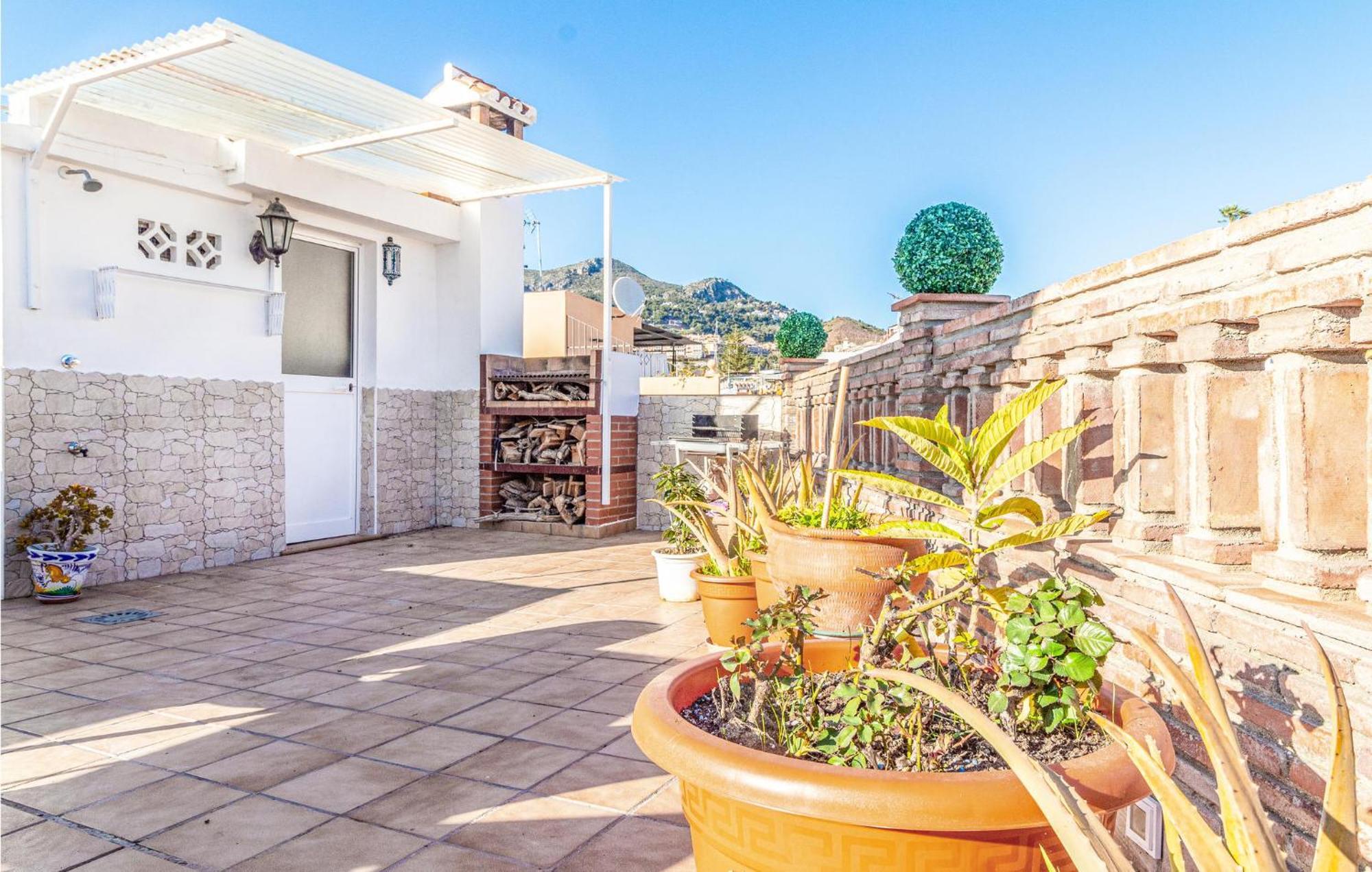 Stunning Home In Mlaga With 2 Bedrooms And Wifi Malaga Ngoại thất bức ảnh