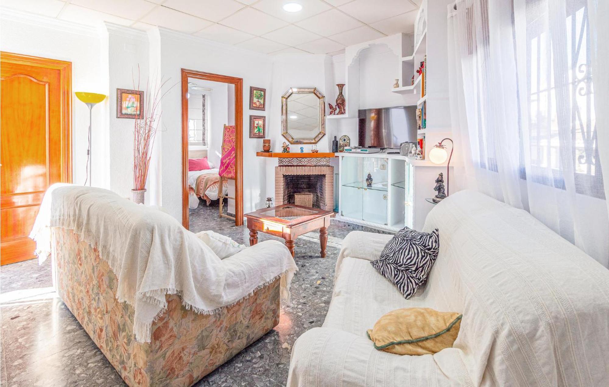 Stunning Home In Mlaga With 2 Bedrooms And Wifi Malaga Ngoại thất bức ảnh